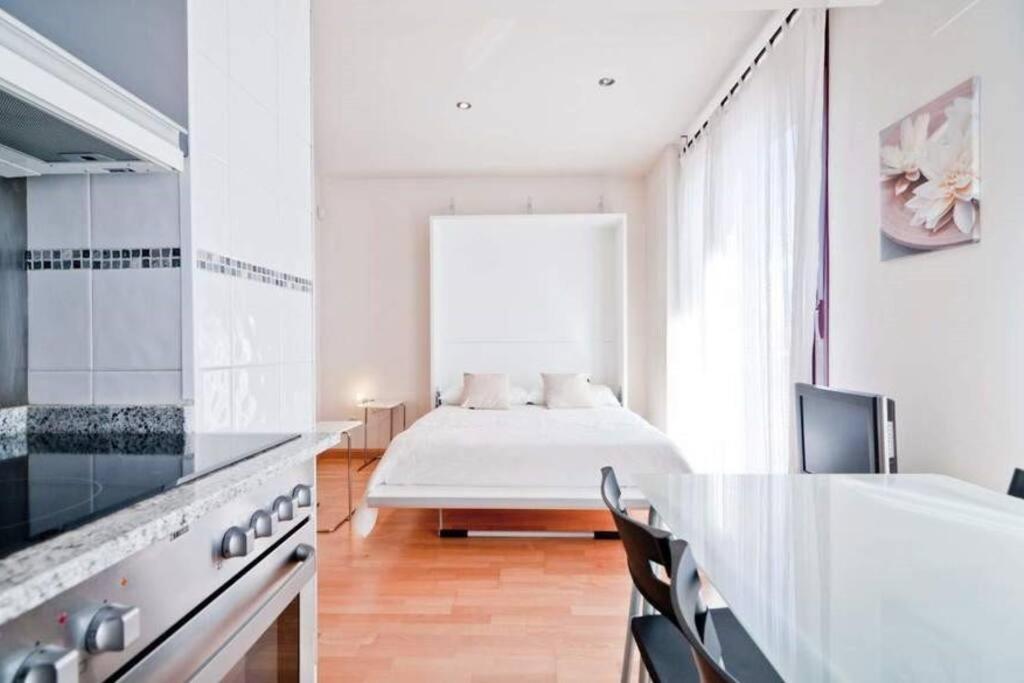 Apartamento En Atocha - Silencioso Y Luminoso Madrid Eksteriør billede